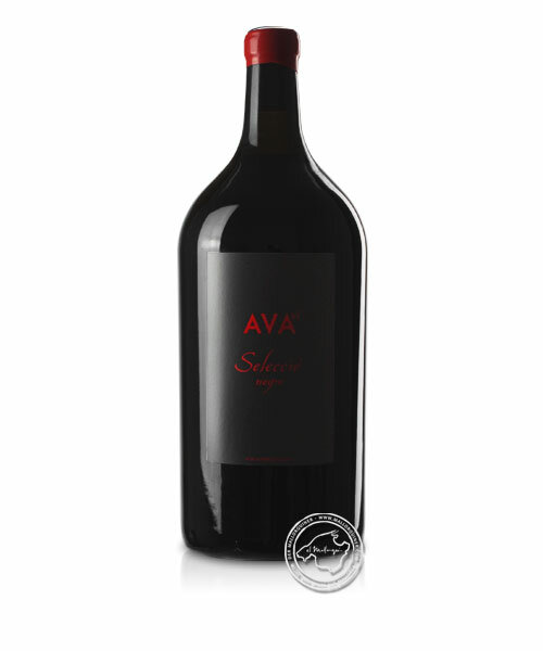 AVA Vins Seleccio Negre Doppelmagnum, Vino Tinto 2023, 3-l-Flasche